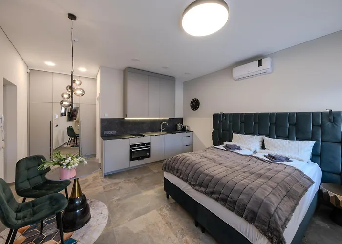 Old Town - Bajor 2 - Self Check-in And Parking