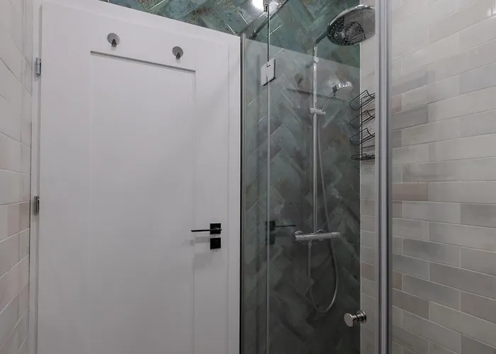 Apartment Old Town - Bajor 2 - Self Check-in And Parking *